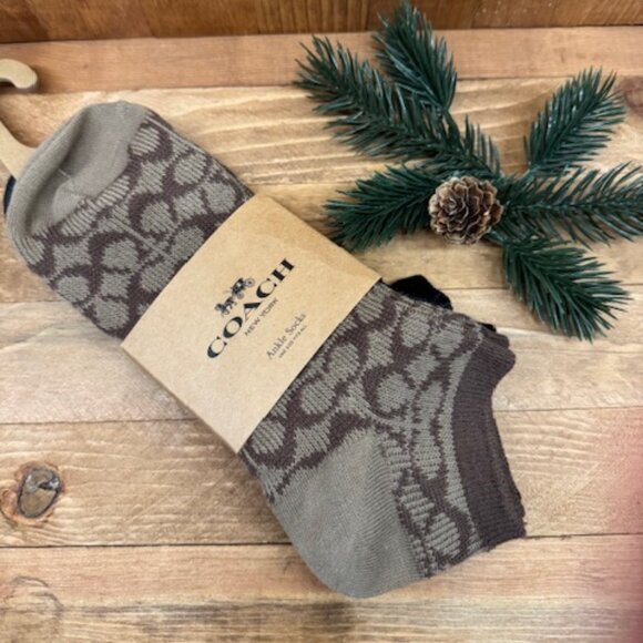 Coach Ankle Socks- Package of 2 Pairs - Picture 1 of 5